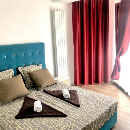 Venetis Sea View Apartment 2 *