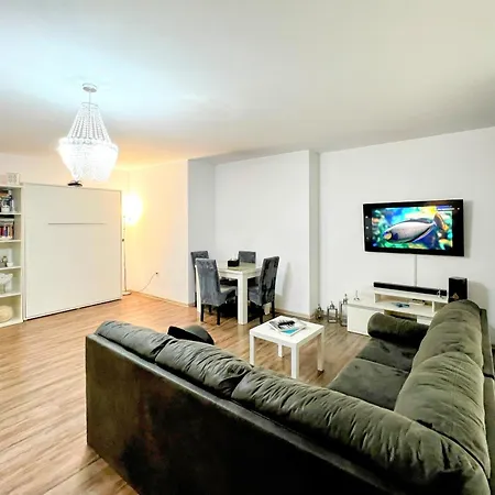 Venetis Sea View Apartment 2 *